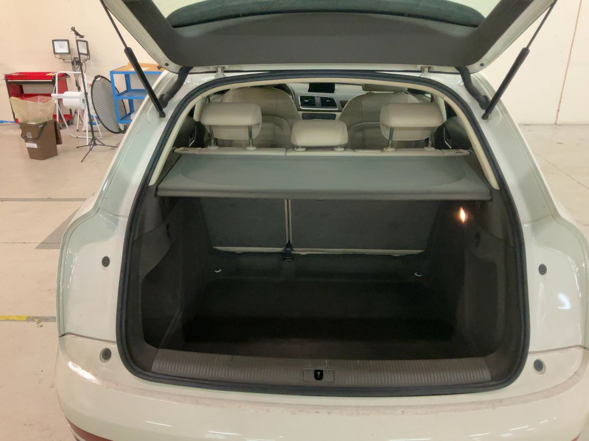 Audi Q3 2.0 TDI quattro - Immagine 7