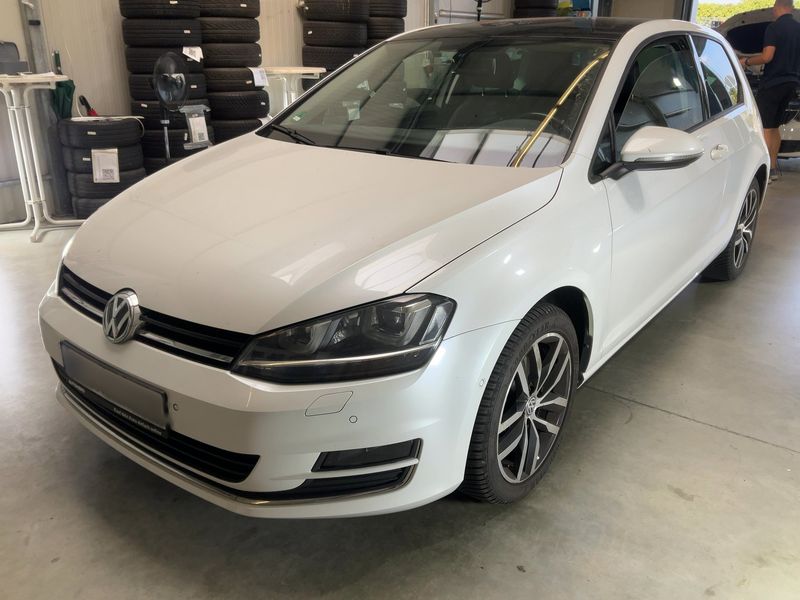 Volkswagen Golf VII 2.0 TDI Highline BlueMotion Tech 2013 – снимка 1