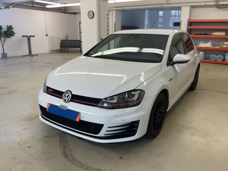 Golf VII 2.0 TFSI GTI "Performance" BlueMotion