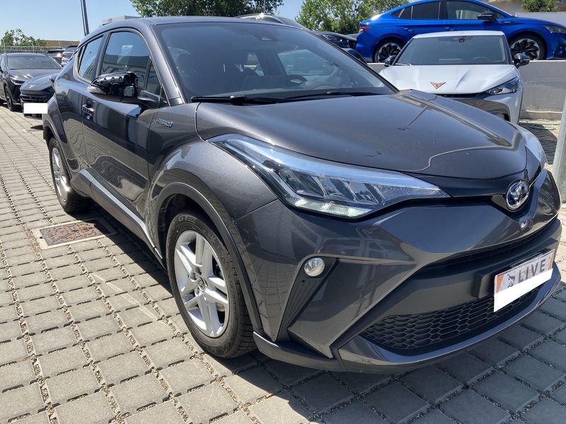 Toyota C-HR 1.8 Hybrid Active — zdjęcie 6