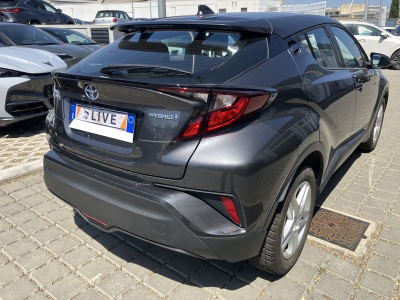 Toyota C-HR 1.8 Hybrid Active — zdjęcie 5