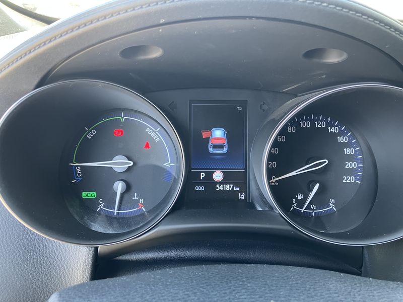 Toyota C-HR 1.8 Hybrid Active — zdjęcie 12