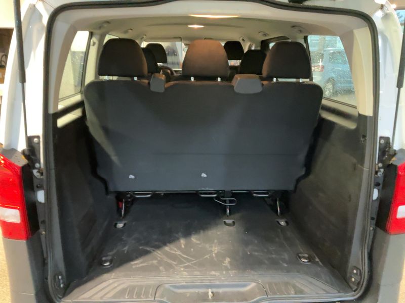 Mercedes-Benz Vito Tourer 109 CDI lang Pro — zdjęcie 10