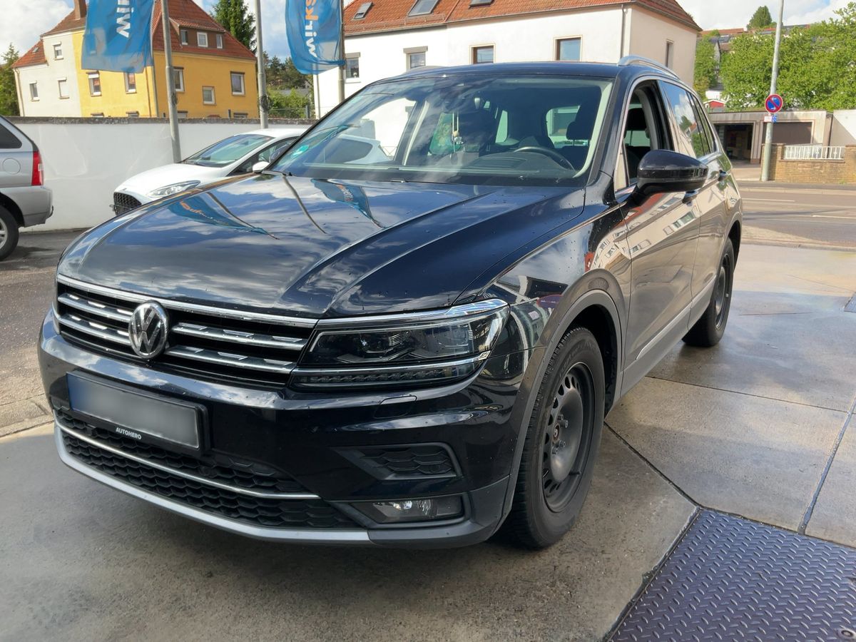 Volkswagen Tiguan 2019 — photo 1