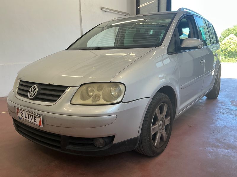 Volkswagen Touran 2.0 TDI Highline