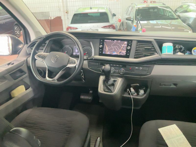 Volkswagen T6 Caravelle 2.0 TDI Comfortline FWD — zdjęcie 12