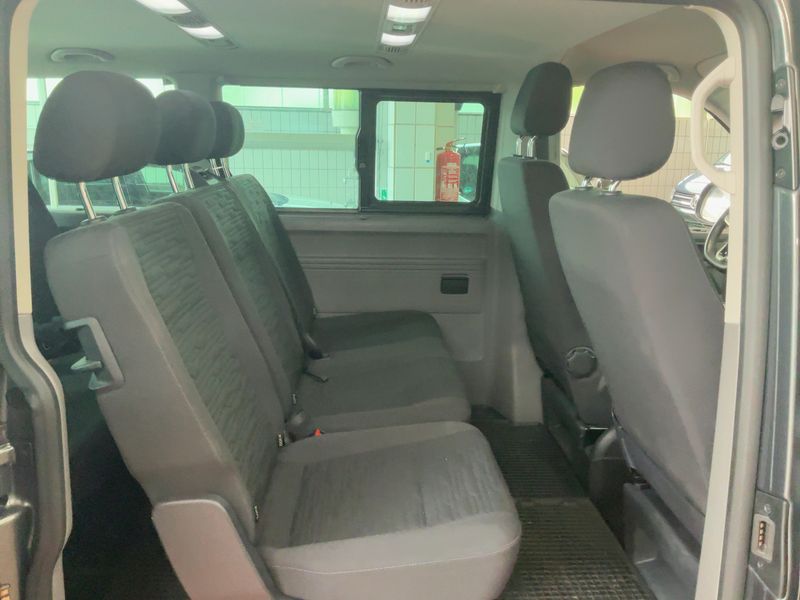Volkswagen T6 Caravelle 2.0 TDI Comfortline FWD — zdjęcie 14