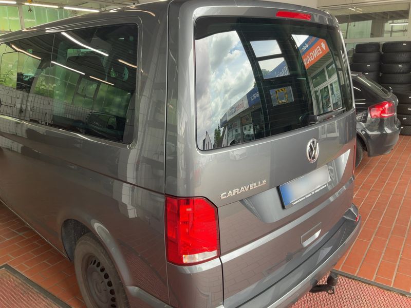 Volkswagen T6 Caravelle 2.0 TDI Comfortline FWD — zdjęcie 3