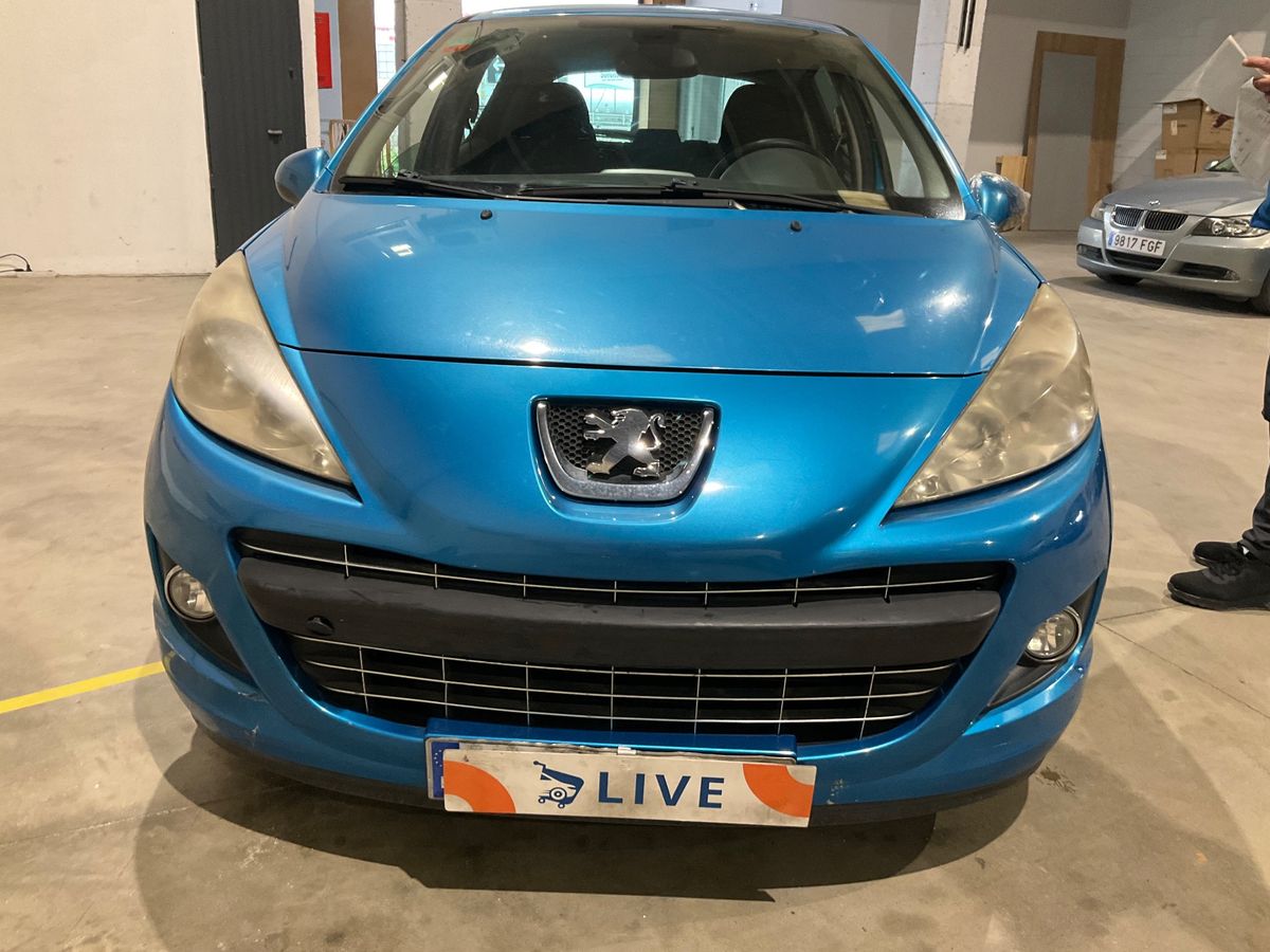 Peugeot 207 2012 — photo 15