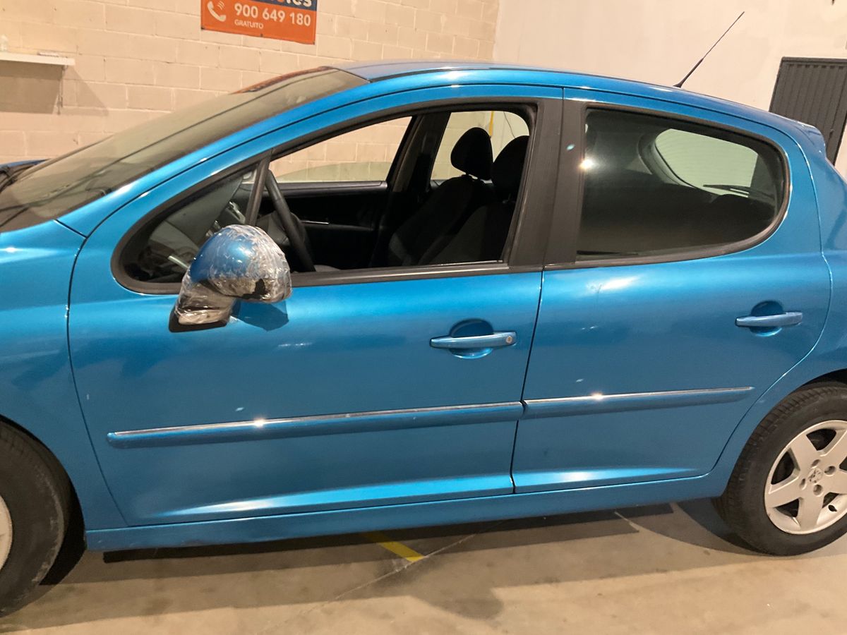 Peugeot 207 2012 — photo 5