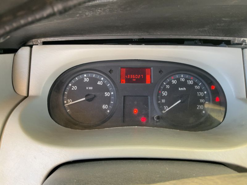 Nissan Primastar 2.0 dCi Furgón L2H2 2.9t — zdjęcie 13