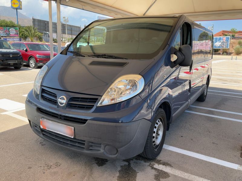 Nissan Primastar 2.0 dCi Furgón L2H2 2.9t