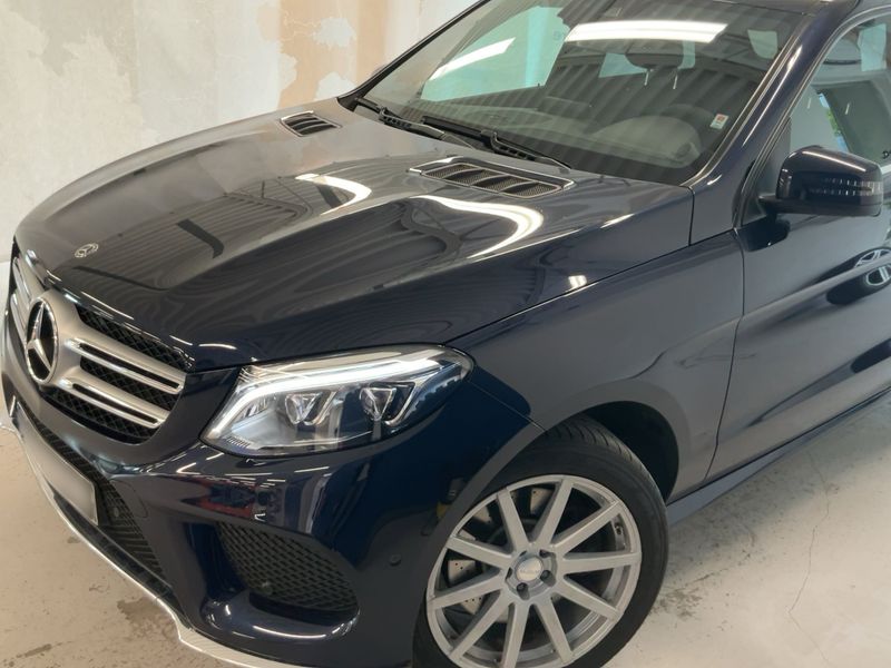 Mercedes-Benz GLE-Klasse GLE 400 4Matic AMG Line — zdjęcie 2