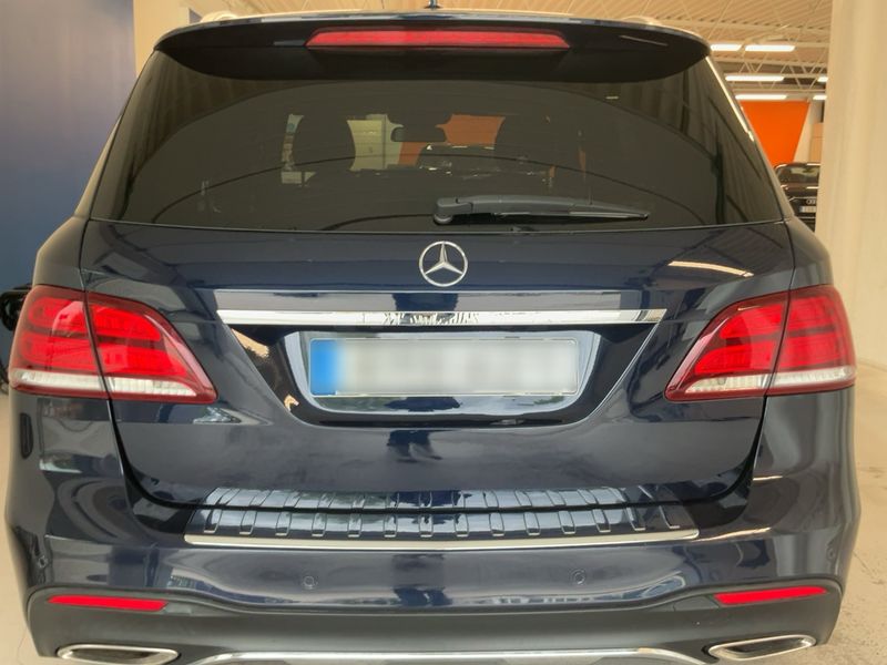 Mercedes-Benz GLE-Klasse GLE 400 4Matic AMG Line — zdjęcie 5