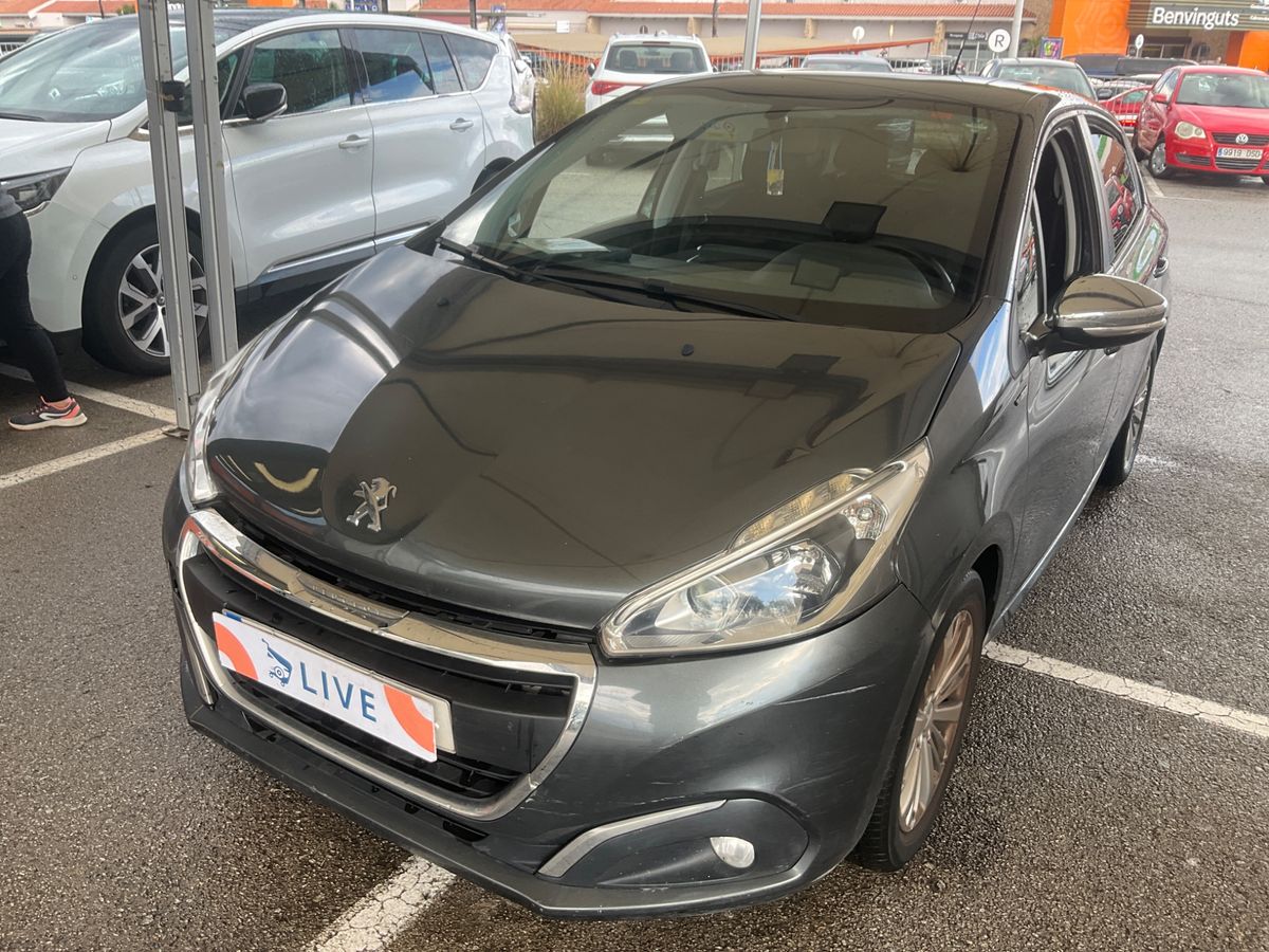Peugeot 208 2016