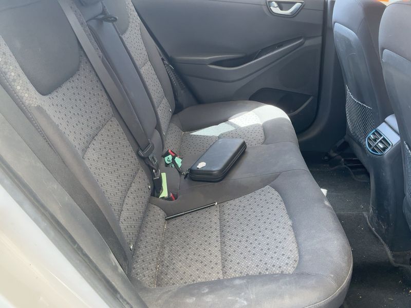 Hyundai IONIQ 1.6 Plug-in Hybrid Tecno — zdjęcie 14