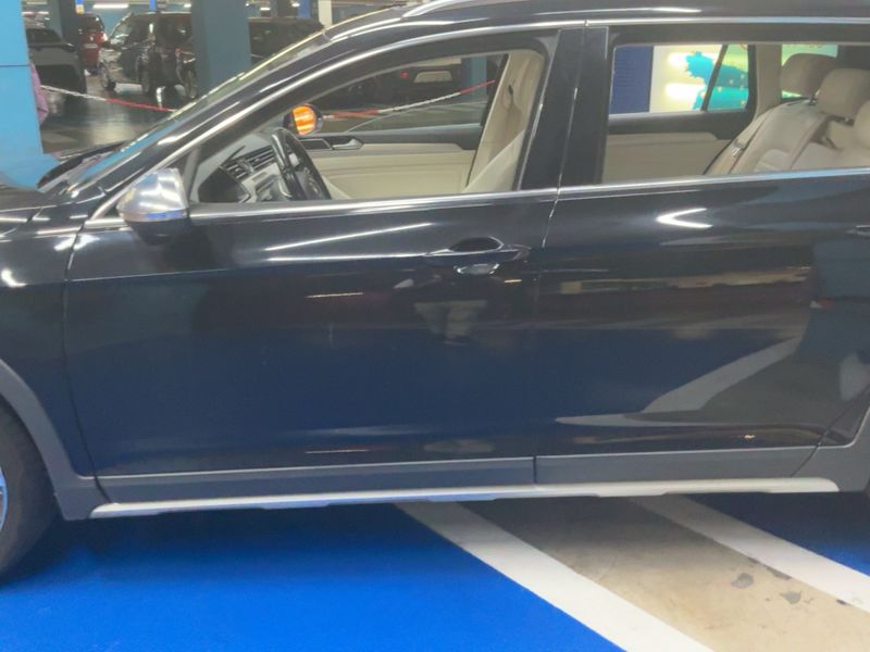 Volkswagen Passat Alltrack 2.0 TDI 4Motion BlueMotion Tech — zdjęcie 4