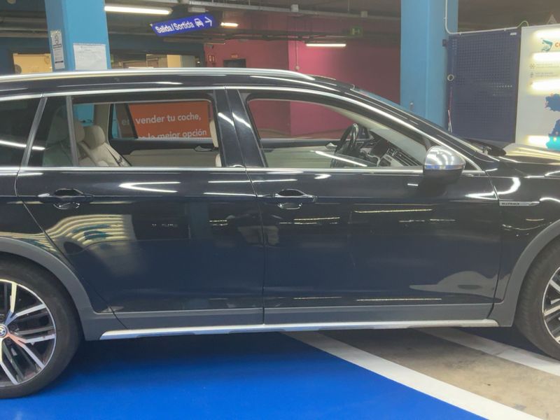 Volkswagen Passat Alltrack 2.0 TDI 4Motion BlueMotion Tech — zdjęcie 7