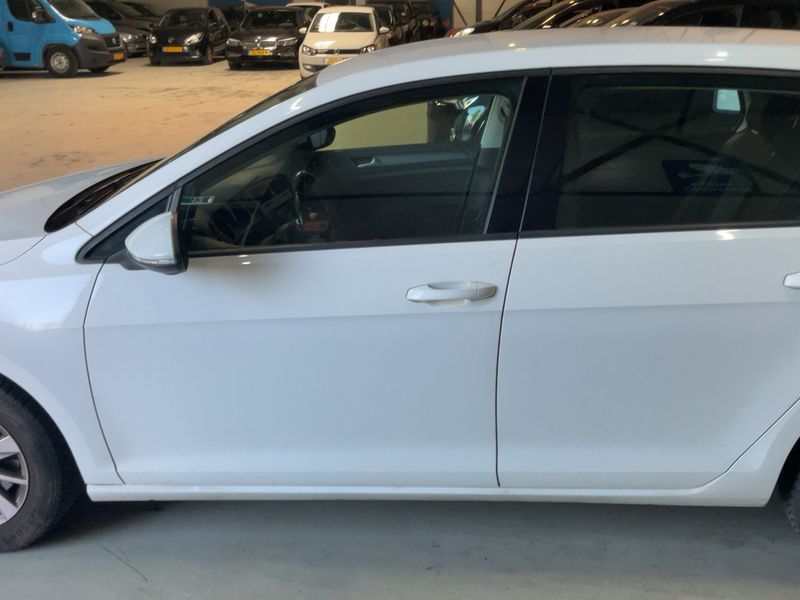 Volkswagen Golf VII 1.2 TSI Trendline BlueMotion Tech — zdjęcie 4