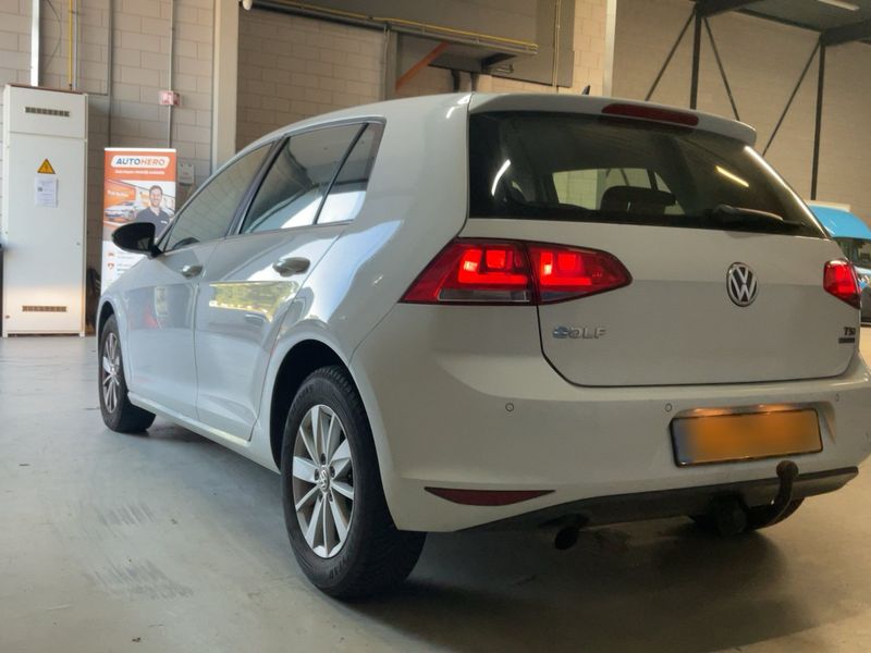 Volkswagen Golf VII 1.2 TSI Trendline BlueMotion Tech — zdjęcie 3