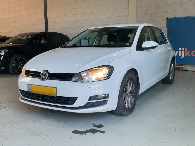 Volkswagen Golf VII 1.2 TSI Trendline BlueMotion Tech