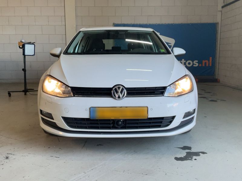 Volkswagen Golf VII 1.2 TSI Trendline BlueMotion Tech — zdjęcie 9