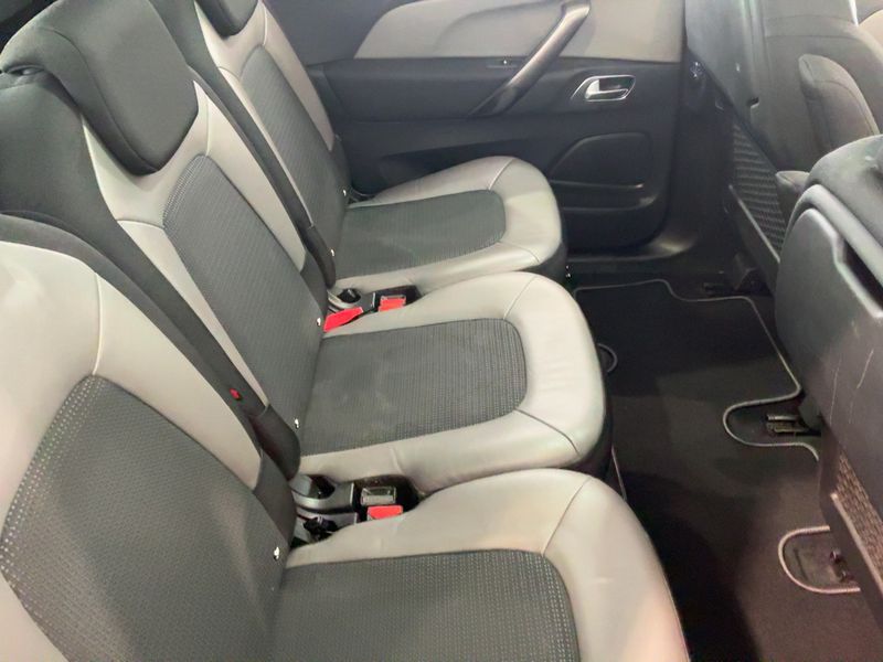 Citroen C4 Grand Spacetourer 1.2 PureTech Shine — zdjęcie 14