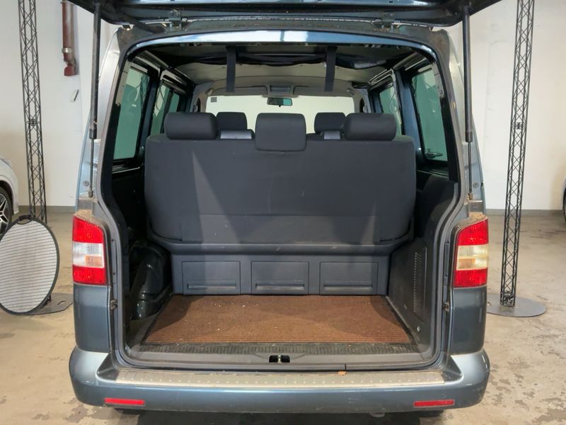 Volkswagen T5 Multivan 1.9 TDI Startline — zdjęcie 10