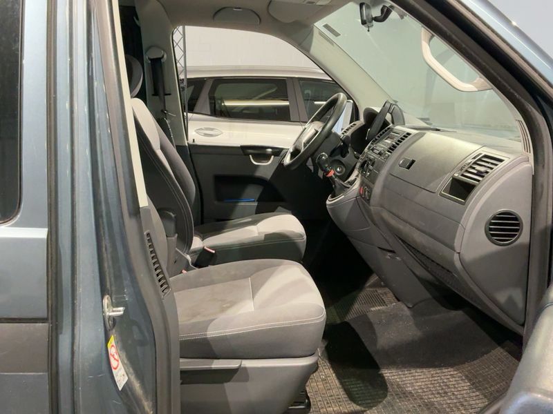 Volkswagen T5 Multivan 1.9 TDI Startline — zdjęcie 11