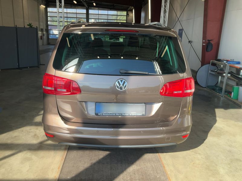Volkswagen Sharan 2.0 TSI Highline — zdjęcie 5
