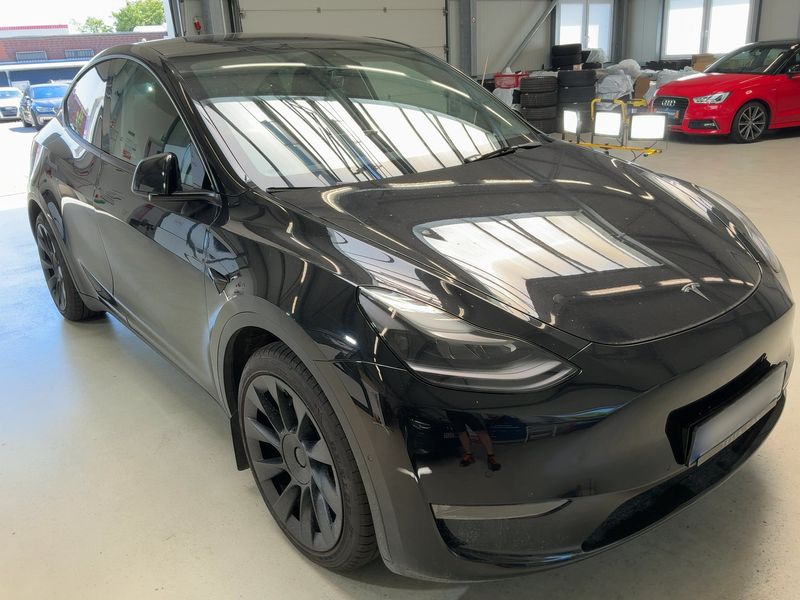 Tesla Model Y Max Range Dual AWD AWD — zdjęcie 8