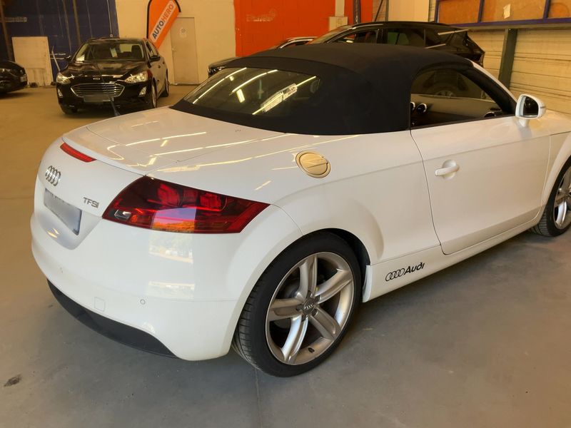 Audi TT 1.8 TFSI Roadster — zdjęcie 6