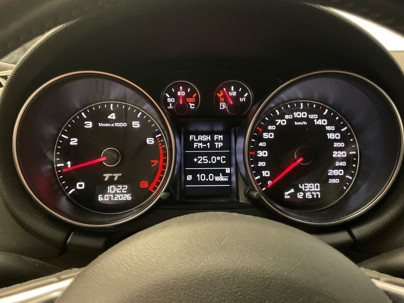 Audi TT 1.8 TFSI Roadster — zdjęcie 13