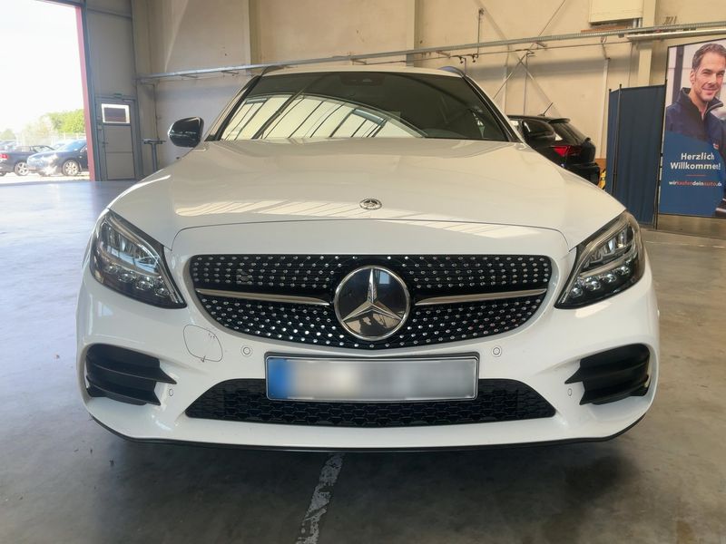 Mercedes-Benz C-Klasse C 300 Mild-Hybrid T AMG Line — zdjęcie 9