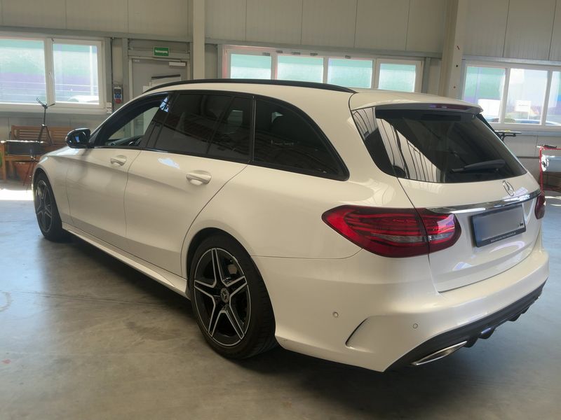 Mercedes-Benz C-Klasse C 300 Mild-Hybrid T AMG Line — zdjęcie 3