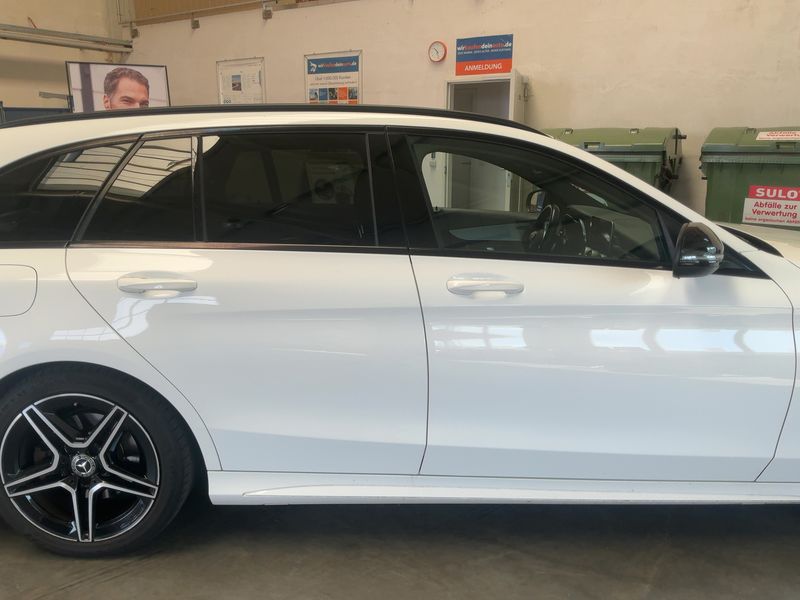 Mercedes-Benz C-Klasse C 300 Mild-Hybrid T AMG Line — zdjęcie 7