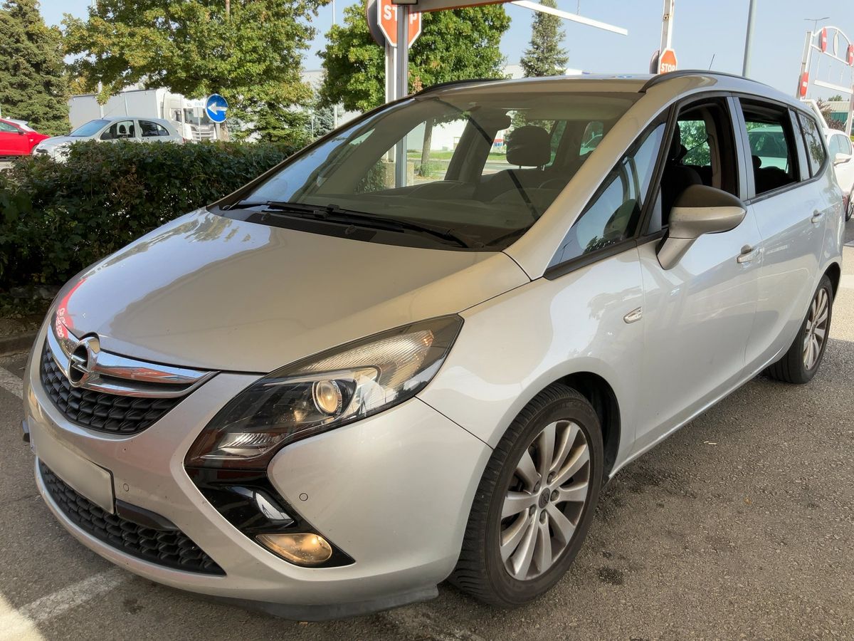 Opel Zafira 2014