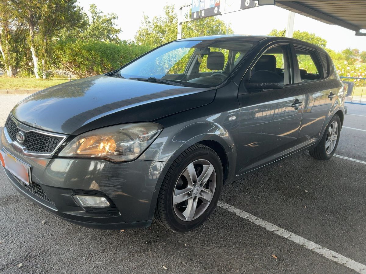 Kia cee'd 2011