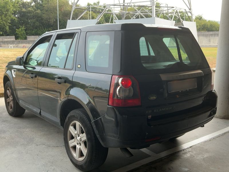 Land Rover Freelander 2.2 Td4 S — zdjęcie 3