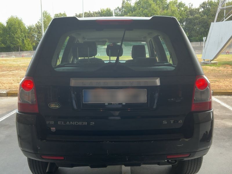 Land Rover Freelander 2.2 Td4 S — zdjęcie 5