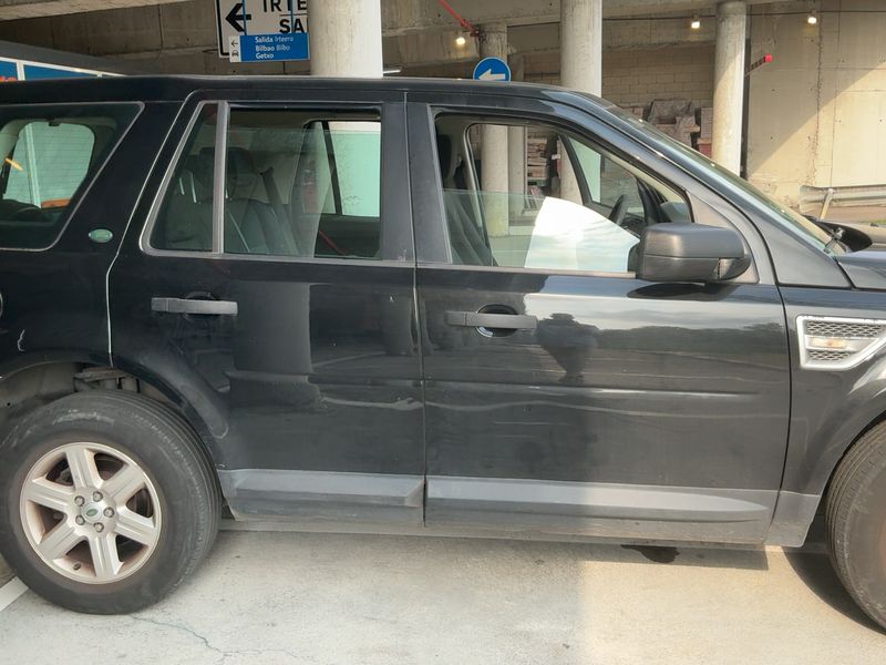 Land Rover Freelander 2.2 Td4 S — zdjęcie 7