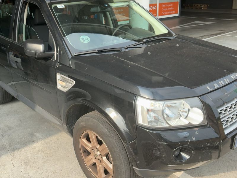 Land Rover Freelander 2.2 Td4 S — zdjęcie 8
