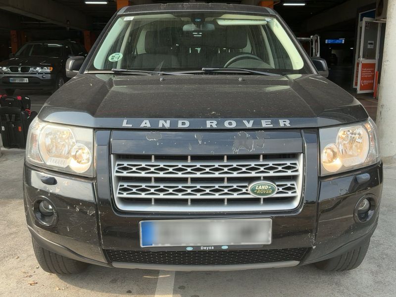 Land Rover Freelander 2.2 Td4 S — zdjęcie 9