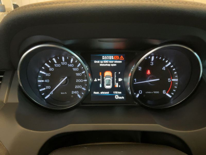 Land Rover Evoque 2.2 Td4 Pure — zdjęcie 13