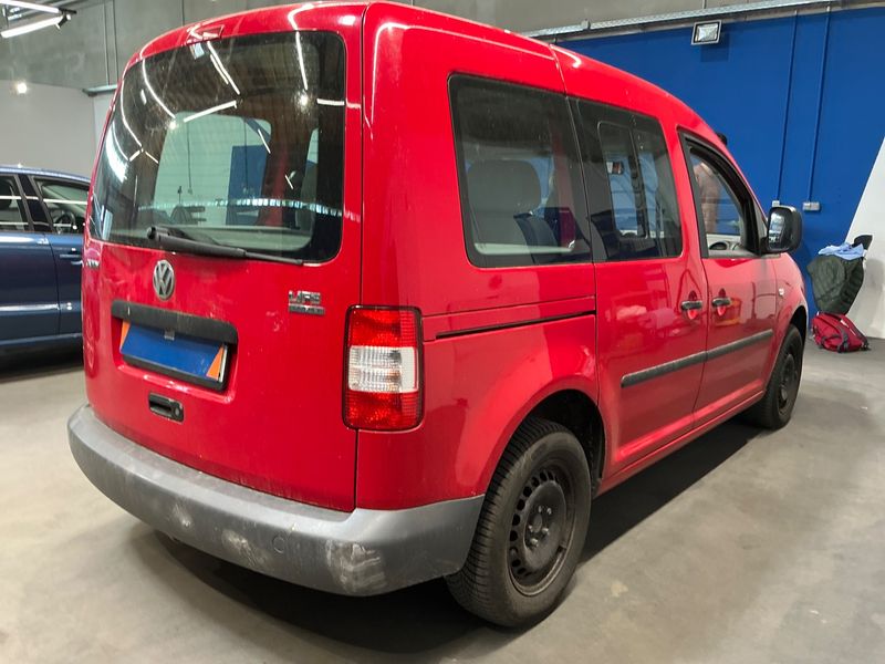 Volkswagen Caddy 2.0 EcoFuel Life — zdjęcie 2