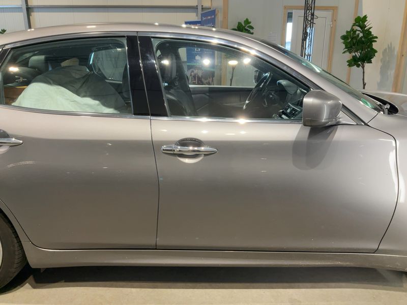 Infiniti M-Serie M30d S — zdjęcie 7