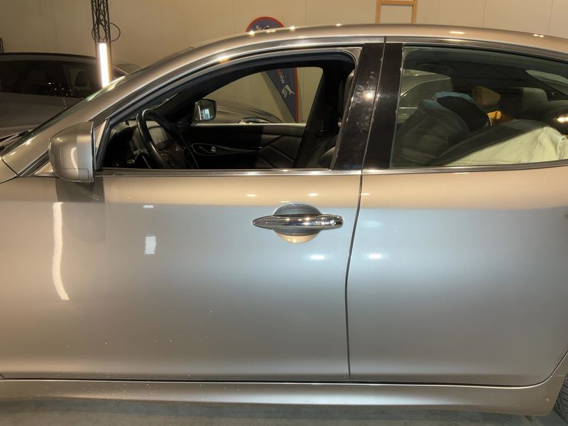 Infiniti M-Serie M30d S — zdjęcie 4