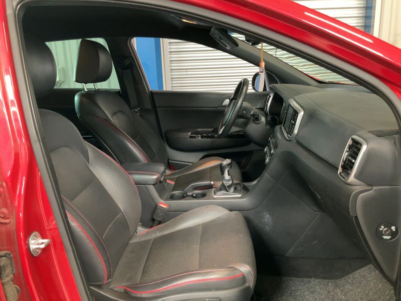 Kia Sportage 1.6 CRDi Mild-Hybrid GT Line 2WD 2019 – снимка 16