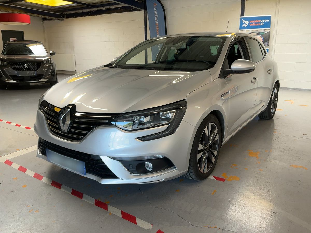 Renault Megane 2019 — photo 1