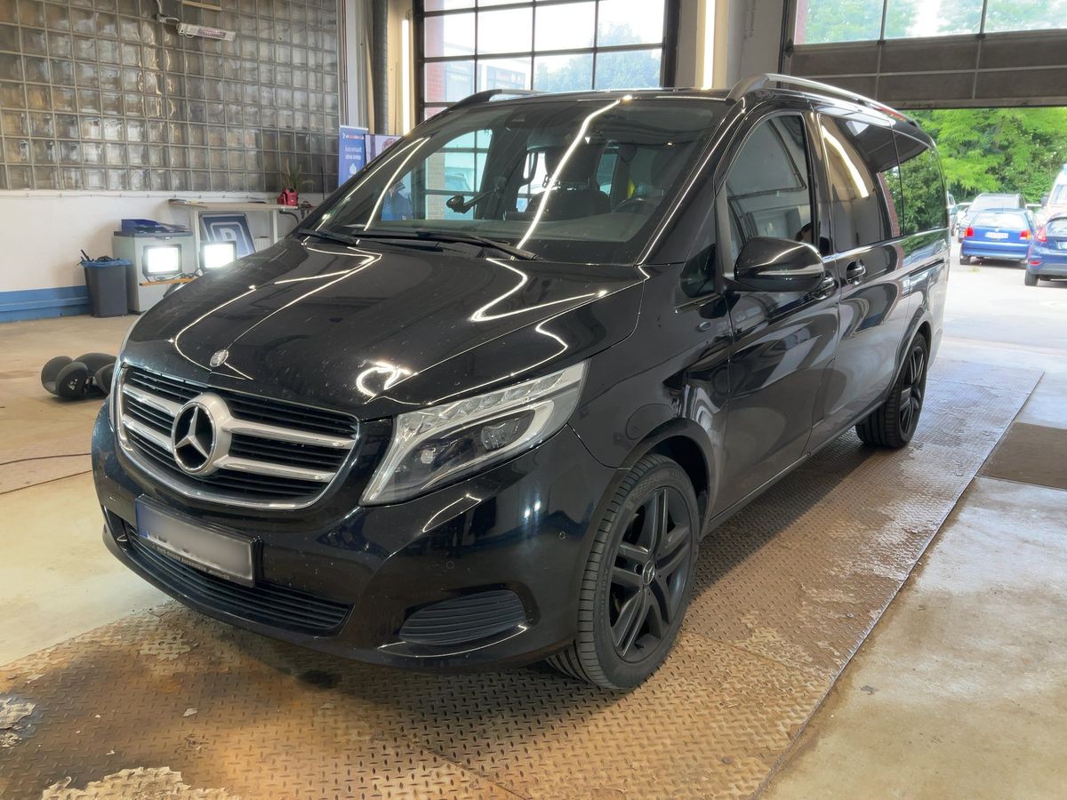 Mercedes-Benz V-Klasse 2016 — photo 1